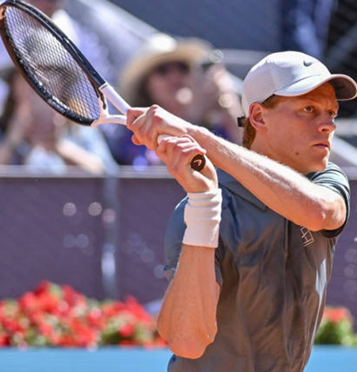 Semifinală fără înfrângeri: Fis și Sinner se vor întâlni la Madrid