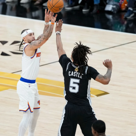 New York începe finala NBA cu victorie: Knicks înving San Antonio în deplasare