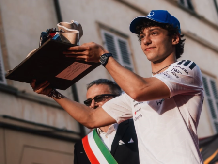 Antonelli câștigă prestigiosul Trofeu Lorenzo Bandini