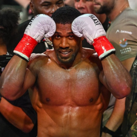 Anthony Joshua își numește adversarii preferați, dar fanii sunt sceptici