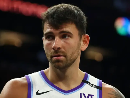 New York Knicks îl transferă pe atacantul experimentat John Konchar