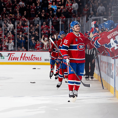 NHL: Florida și Montreal încep cu victorii, Bouchard marchează hat-trick