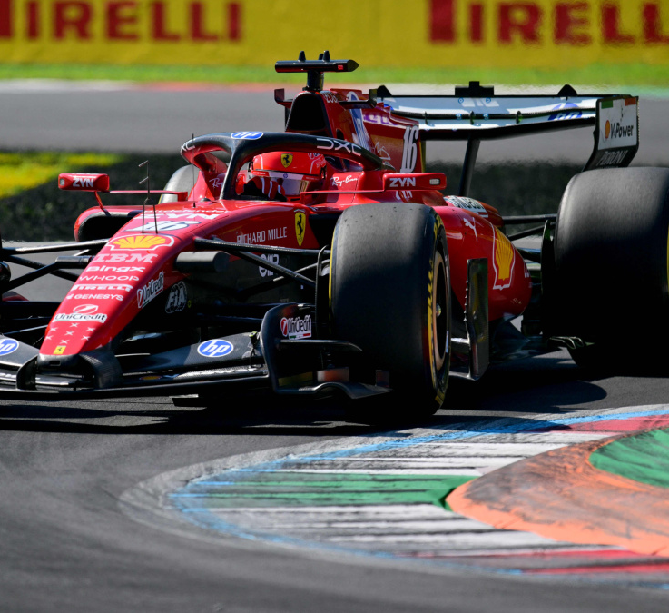 Charles Leclerc stabilește cel mai rapid timp în antrenamentele de vineri pentru Marele Premiu al Bahrainului din Malaezia